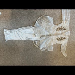 Beautiful brand new three piece white dress